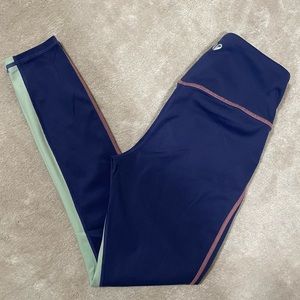 Women’s Fabletics leggings XS